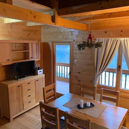 Feriehus Drinska Amazonija, Brvanara Na Obali Drine