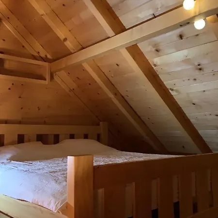 Feriehus Drinska Amazonija, Brvanara Na Obali Drine *